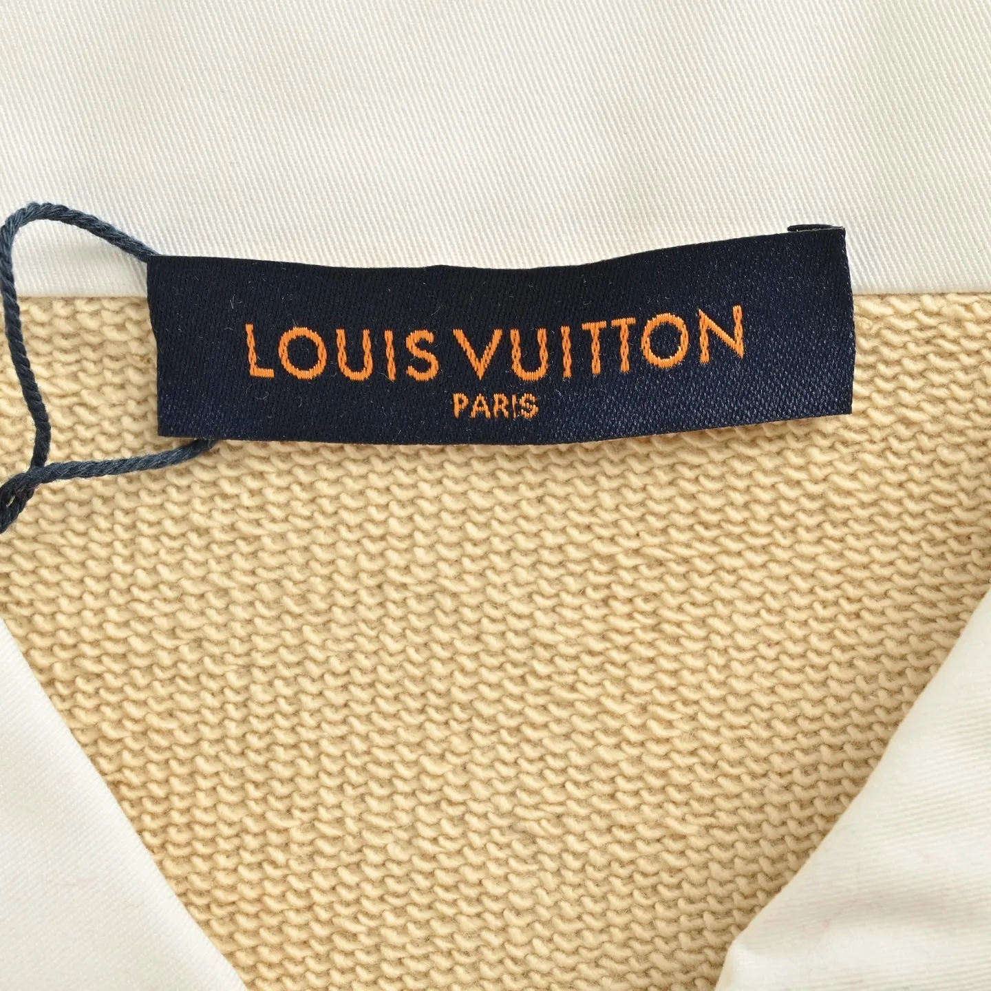 Louis Vuitton/Louis Vuitton 25Fw letter embroidered white lapel half-zip sweatshirt